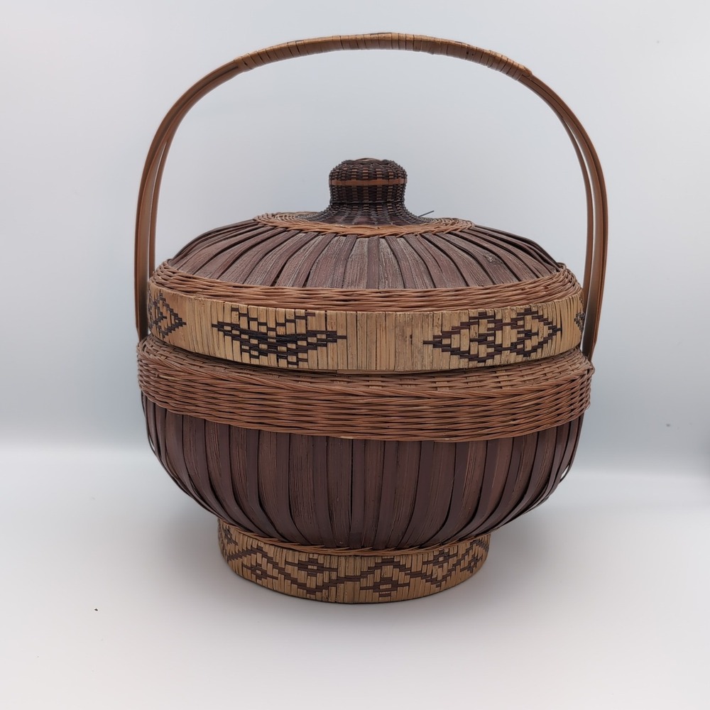 Vintage Asian Wedding Rice Basket Lidded Woven Bamboo Rattan Handle 12" Folk Art